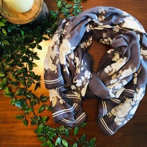 Gray Floral Scarf